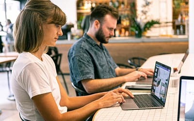 Freelancer vs Agency: Who Will Design Your Website?
